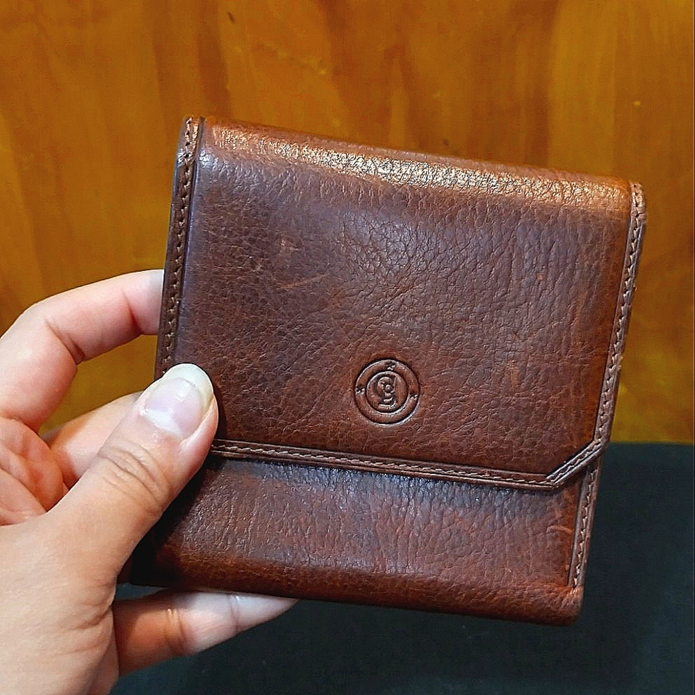 Leather wallet